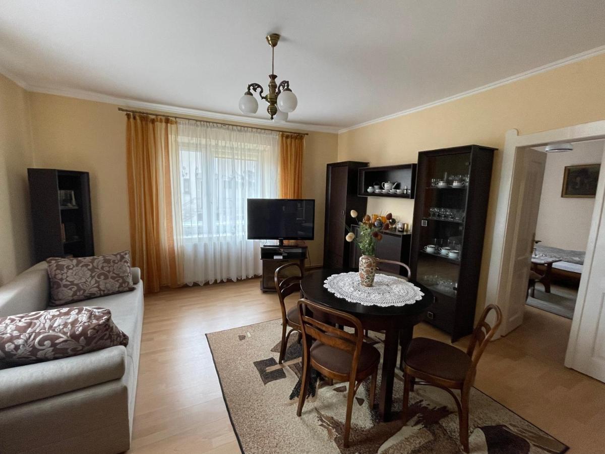 Apartament Bochnia Buitenkant foto